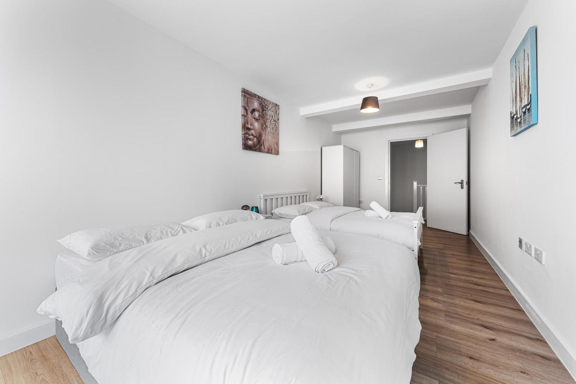 Appartamento Spacious Sleep 14 1 Min From Tooting Station Mr3